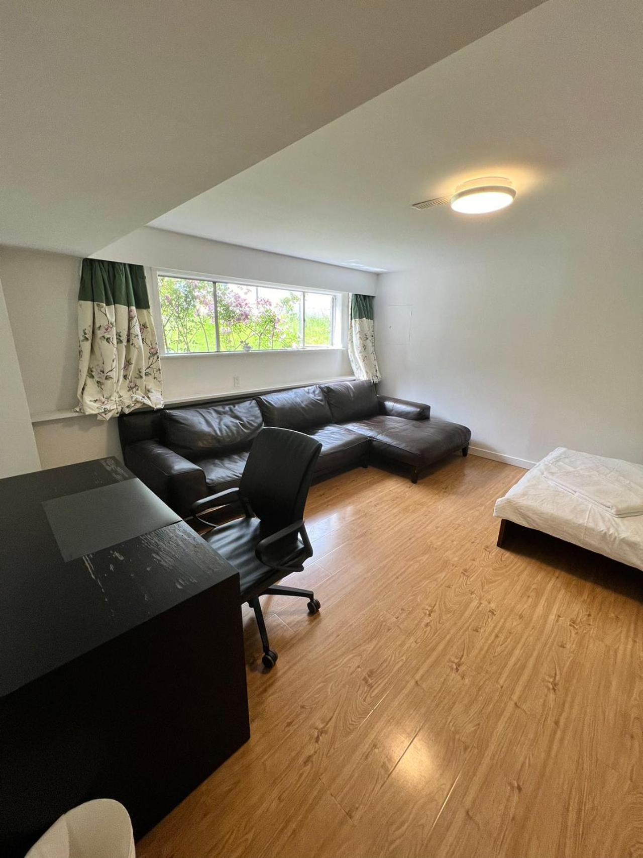 Green House In Vancouver West Екстер'єр фото
