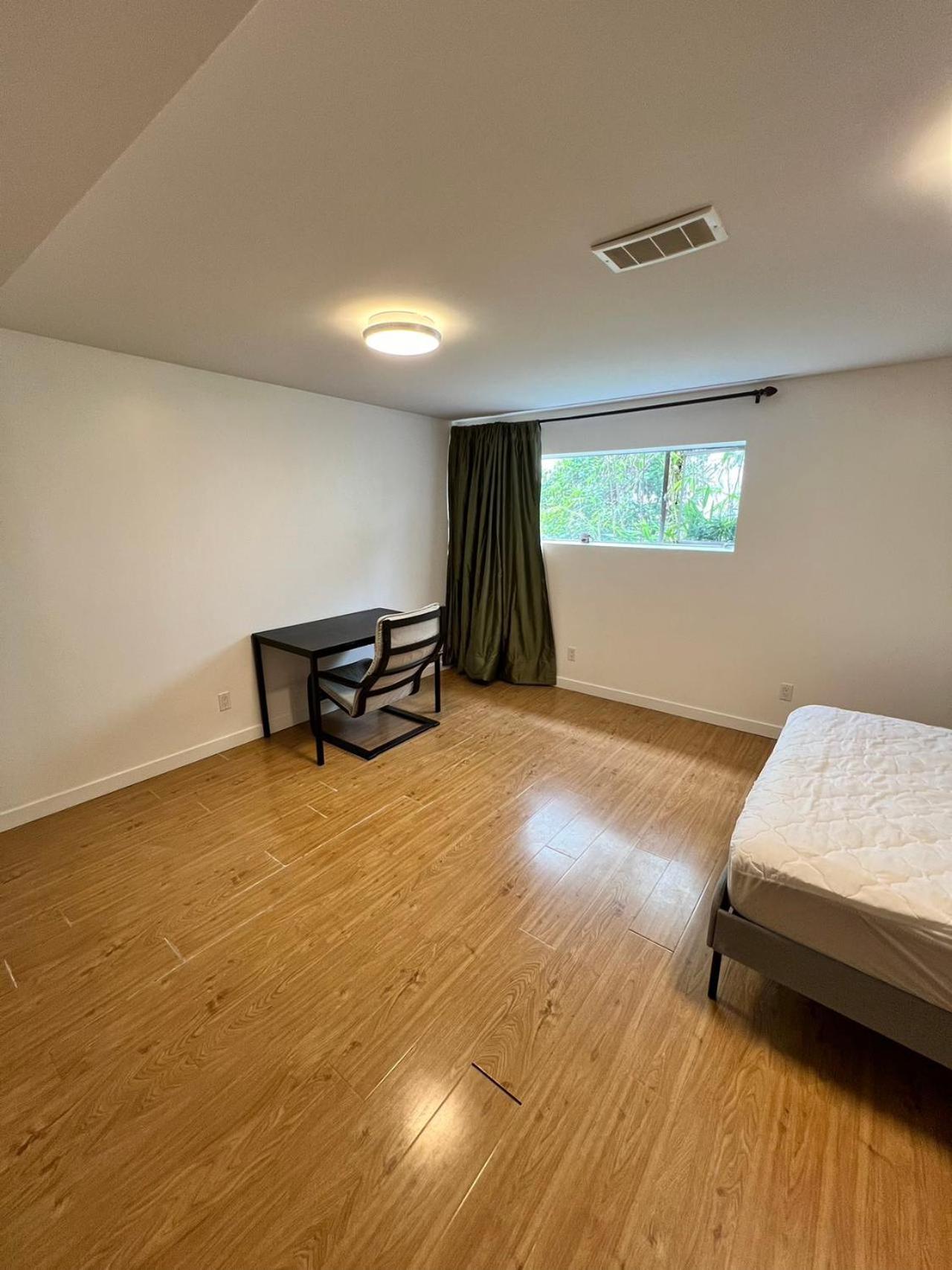Green House In Vancouver West Екстер'єр фото